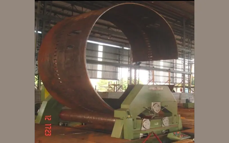 HYDRAULIC PLATE BENDING MACHINE WITH PRE PINCHING FACILITY